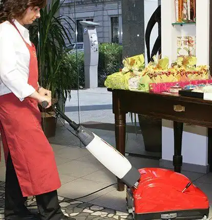 Masina za pranje podova Turbolava - Mašine za pranje podova i tepiha