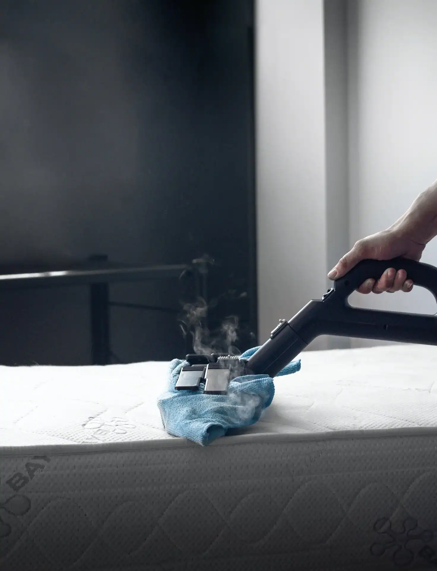 Dezinfekcija dušeka parom protiv grinja i bakterija – higijena smeštaja