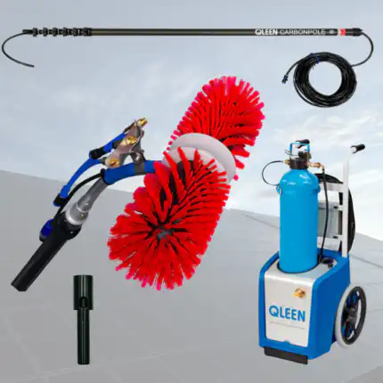 QLEEN Purastart E Kompletni set 12,6m, dizajniran za čišćenje solarnih panela, uključuje karbonski štap, rotirajuću četku, jedinicu za filtraciju i crevo.