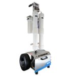 Upoznajte Mobi Midget 12V RODI, prenosivi sistem filtracije za solarne panele i prozore. Ima vertikalne filtere na točkovima sa ručkom za lak transport i koristi efikasnu 12V RO tehnologiju.