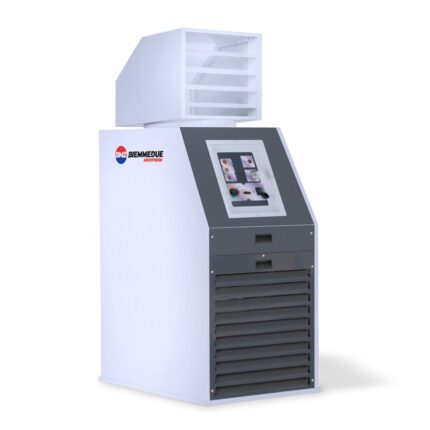 Na slici je beli industrijski grejač/AC jedinica, model EK S 20, sa digitalnim displejom od Biemmedua. Zelena ikona kaže Elettrico Electric. Naziva se Profesionalna Električna Grejalica CONFORT 40E | 40kW.