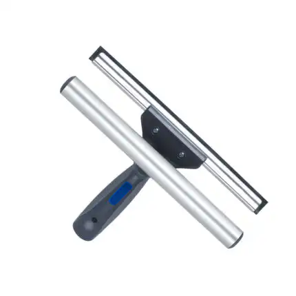 Srebrna brisača za prozore s crnom gumenom oštricom i tamno sivom ručkom, slična elegantnom dizajnu Brisac za prozore LEWI Bionic DUO 35 cm, na beloj boji.