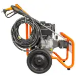 Benzinski perač pod pritiskom ECO Steam ES4000BD ima narandžasti ram, crne točkove i crnu šupljinu sa pištoljem, motor Briggs&Stratton 275bar 1080l/h.