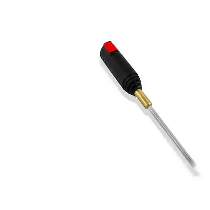 Standardna mlaznica Guncleaner 100cm - Steam Italy je crno-crveni alat s mesinganim prstenom i dugom metalnom šipkom na bijeloj podlozi.