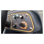 Detaljan prikaz CHANCEE K90 panela sa degustatorima, ključem i ECO modom na sivoj podlozi, narandžasti detalji. 7800m², 900mm, baterija 5h, garancija 3 godine.