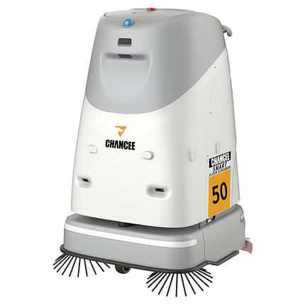 Industrijski Robot za Pranje Podove Chancee SC50 Plus u bijeloj i sivoj boji ima dvije prednje četke i žutu oznaku 50 sa strane.