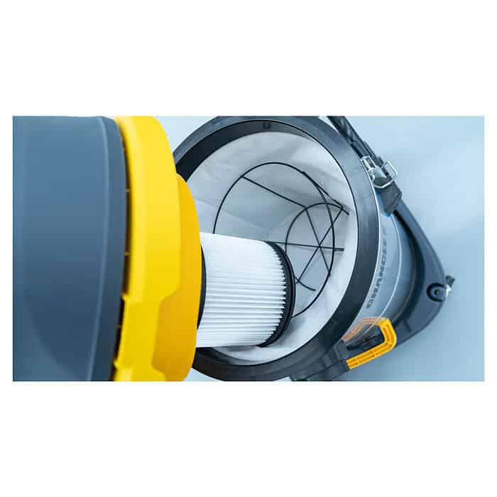 Detaljan prikaz unutrašnjosti Profesionalnog usisivača Chancee CRS2870 sa cilindričnim HEPA filterom i žuto-sivim kućištem.