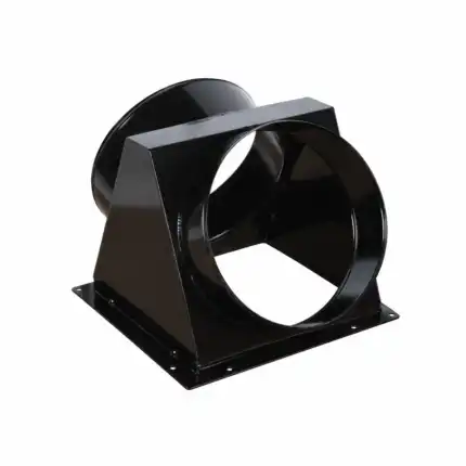Crni metalni prelaz za ventilacione sisteme, sa širokim okruglim otvorom i ravnom pravougaonom bazom za povezivanje.
