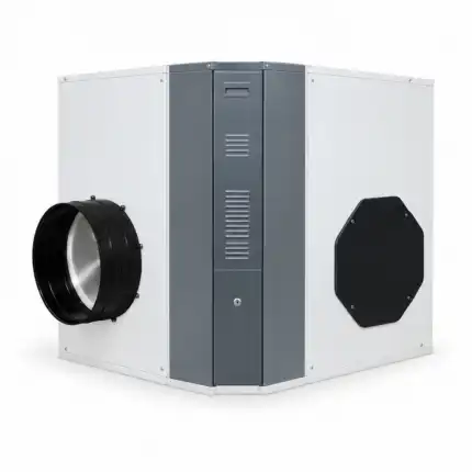 Velika industrijska ventilaciona jedinica pravougaonog oblika, sa crnim kružnim cevovodom s jedne strane i crnom heksagonalnom pločom s druge strane, na beloj pozadini.