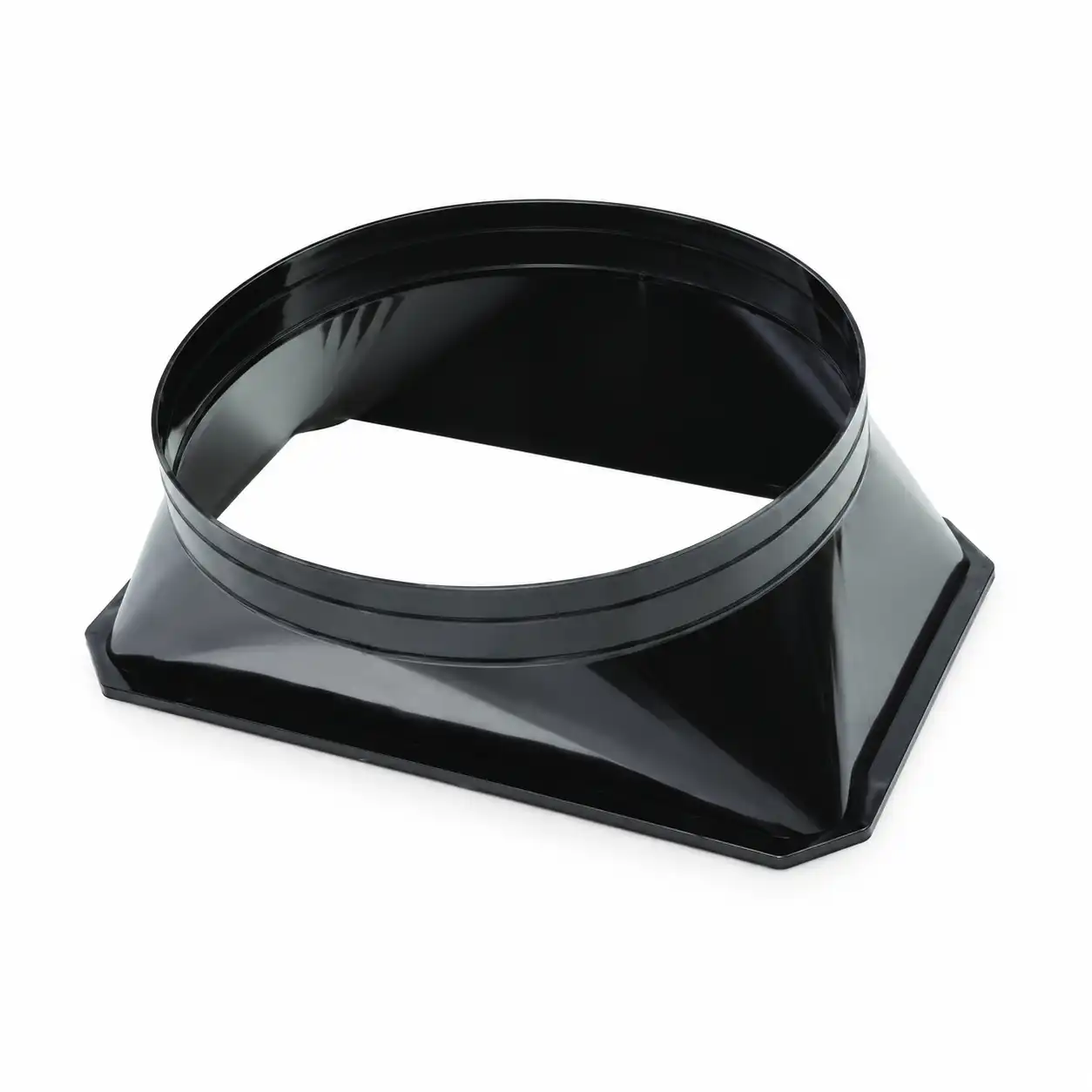 adapter-za-usis-vazduha-745mm-02ac894 Crni plastični adapter sa okruglim otvorom na vrhu i pravougaonom bazom, koristi se za spajanje cevi različitih oblika.